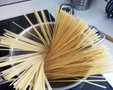 Foto del paso 1 de la receta: Espagueti carbonara sin nata