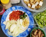 Foto langkah ke 2 dari resep Oseng cumi asin tahu kemangi.