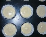 A picture of step 4 of Pina colada cupcakes.