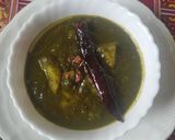 A picture of step 9 of Aloo Palak.