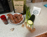 Foto del paso 1 de la receta: Espaguetis de calabacín con gambas y ajetes