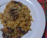 Foto del paso 7 de la receta: Arroz con azafrán y hongos (tipo risotto)