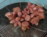 Foto langkah ke 2 dari resep Tumis jamur sosis.