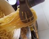 A picture of step 6 of Spaghetti and meatballs.
