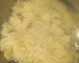 A picture of step 1 of Veg grill cheese sandwich.