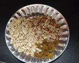 गाजर बर्फी (Gajar barfi recipe in Hindi) रेसिपी चरण 6 फोटो