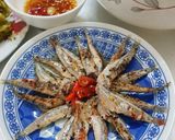 Hình bước làm 3 của món Cá cơm kho cay