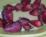 Foto del paso 2 de la receta: Helados de frutilla 🥰