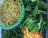 Foto langkah ke 1 dari resep Bihun Goreng Ebi.