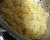 Foto del paso 5 de la receta: Fusilli de mar y tierra
