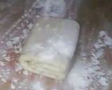 A picture of step 1 of Chocolate nuts puff.
