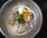મેથીના થેપલા (Methi Thepla Recipe In Gujarati) રેસીપી સ્ટેપ2ફોટો