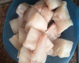 Foto del paso 1 de la receta: Cazuela de rape y fideos