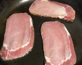 Foto del paso 2 de la receta: Lomo al ajillo con salsa de quesos y manzana asada, para cena-exprés