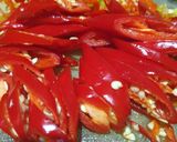 Foto langkah ke 2 dari resep Sarden Kaleng Pedas.