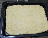 Foto langkah ke 2 dari resep Pizza Barbeque Cheese Mayo.