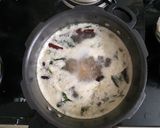 A picture of step 2 of Rice Rava Upma.