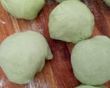 Foto langkah ke 11 dari resep Eggless Pandan Cup Bread.
