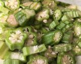 A picture of step 2 of Spicy Okra Soup.