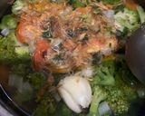 Foto langkah ke 4 dari resep Sop brokoli wortel simple sehat segeeerr.