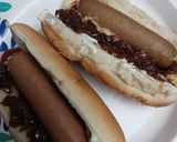 A picture of step 2 of Hotdog with Onion Bacon Jam.