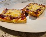 Foto del paso 4 de la receta Pizza de jamón serrano con pan de molde