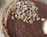 Foto del paso 3 de la receta: Brownie de manzana con harina integral nueces y maní 🥜🌰🍎