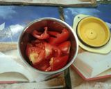 A picture of step 1 of Microwave Paneer Masala.