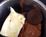 A picture of step 2 of Nutella Chocolate Cheesecake.