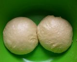 Foto langkah ke 4 dari resep Roti tanpa ulen tanpa mixer.