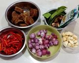 Foto langkah ke 4 dari resep *SERUNDENG MANIS PEDAS*.