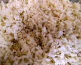 A picture of step 2 of Matar Poha.