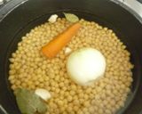 Foto del paso 2 de la receta: Garbanzos 🥄 con repollo 🥦y punta de jamón 🐽