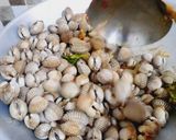 Foto langkah ke 3 dari resep Kerang tendaan.