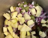 A picture of step 2 of Spiced gooseberry chutney.