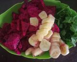 Foto langkah ke 2 dari resep 328.Smooties buah naga sayur... Segerr.