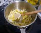 Foto langkah ke 2 dari resep Potato au gratin.