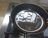 A picture of step 5 of Roti ka samosa.