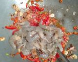 Foto langkah ke 2 dari resep Tumis udang kangkung.