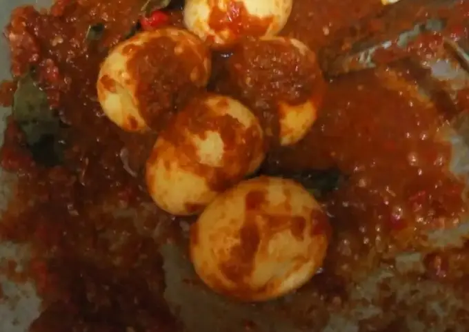 Langkah-langkah untuk membuat Resep Bali telur rumahan