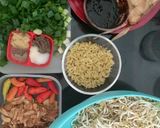 Foto langkah ke 1 dari resep Lontong Mie Surabaya simple.