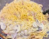 Foto langkah ke 3 dari resep Spaghetti Carbonara Mushroom.