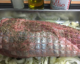 Foto del paso 1 de la receta: Ternera Asada Con Tomillo Y Salsa De Cebolla
