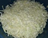 Foto langkah ke 2 dari resep Tumis Kol Pedas Mantap.