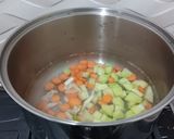 Foto langkah ke 3 dari resep Sayur Bening Bayam dan Labu.