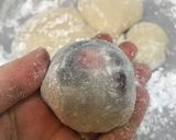 A picture of step 7 of Easy strawberry daifuku.