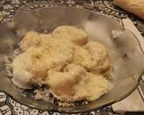 Foto del paso 9 de la receta: Capeletis de ricotta, pollo y nuez con masa precocida casera