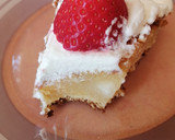Foto del paso 8 de la receta: Bizcocho Chiffon de Limón Cubierto de nata y Fresas