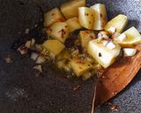 নিরামিষ মোচার ঘন্ট (niramish mochar ghonto recipe in Bengali) রেসিপি ধাপ - 3 ছবি