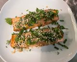Une image de l'étape 10 de Saumon au miso, coriandre et sésame.